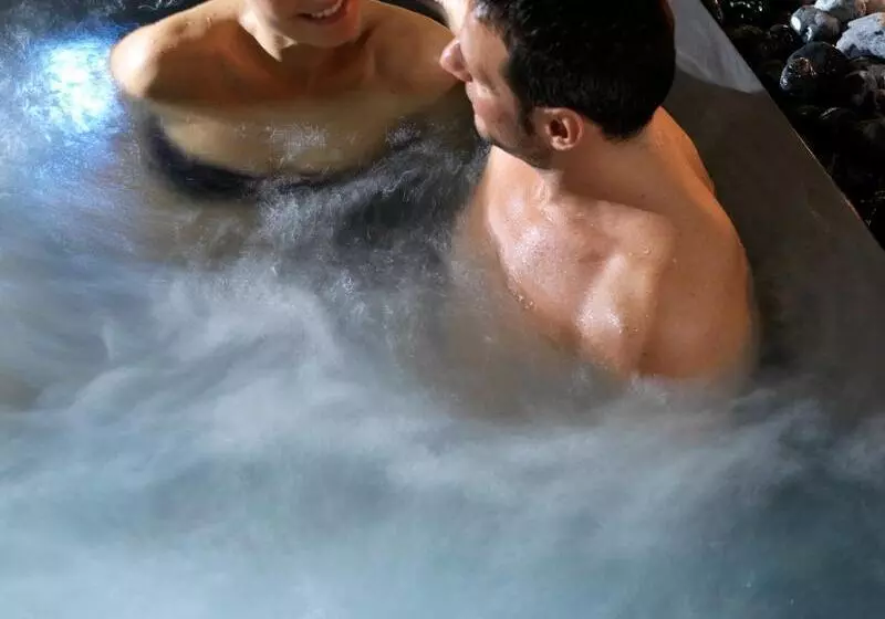 호텔 Select Suites & Spa   Apartments