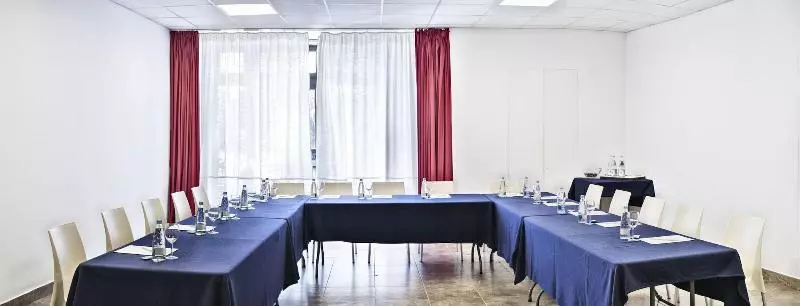 酒店 Serravalle Golf