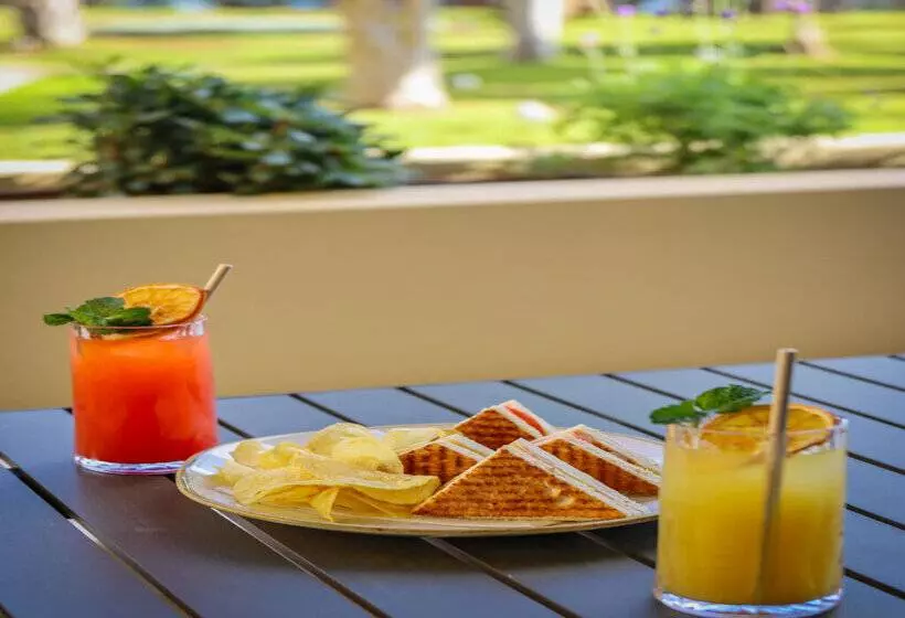 Hôtel The Views Oasis