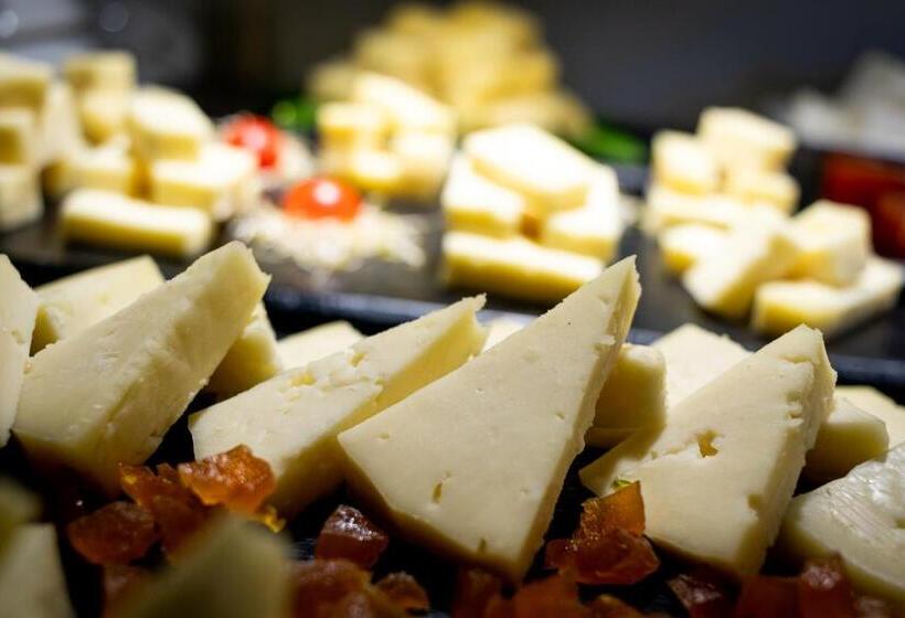 Parador De Monforte De Lemos