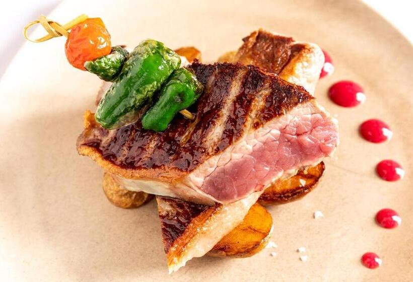 Parador De Monforte De Lemos