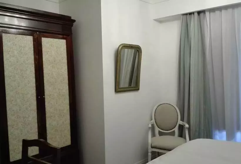 تختخواب و صبحانه Demetra Rooms