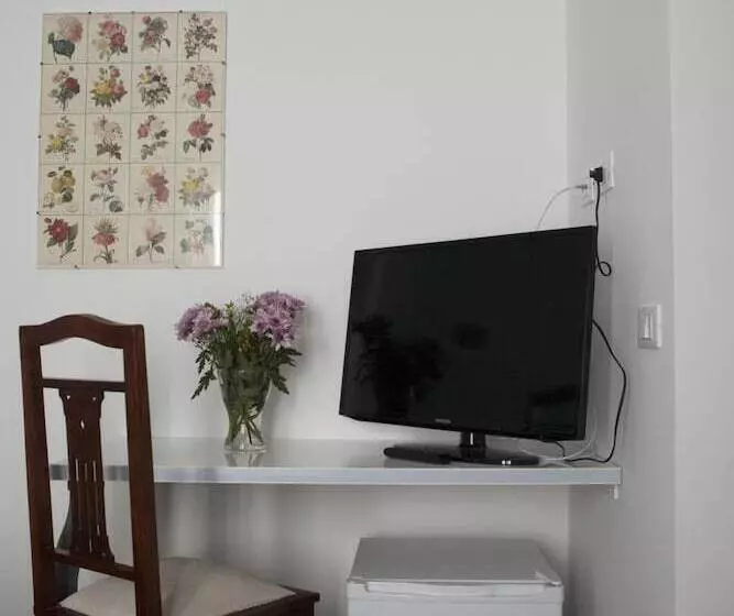 تختخواب و صبحانه Demetra Rooms