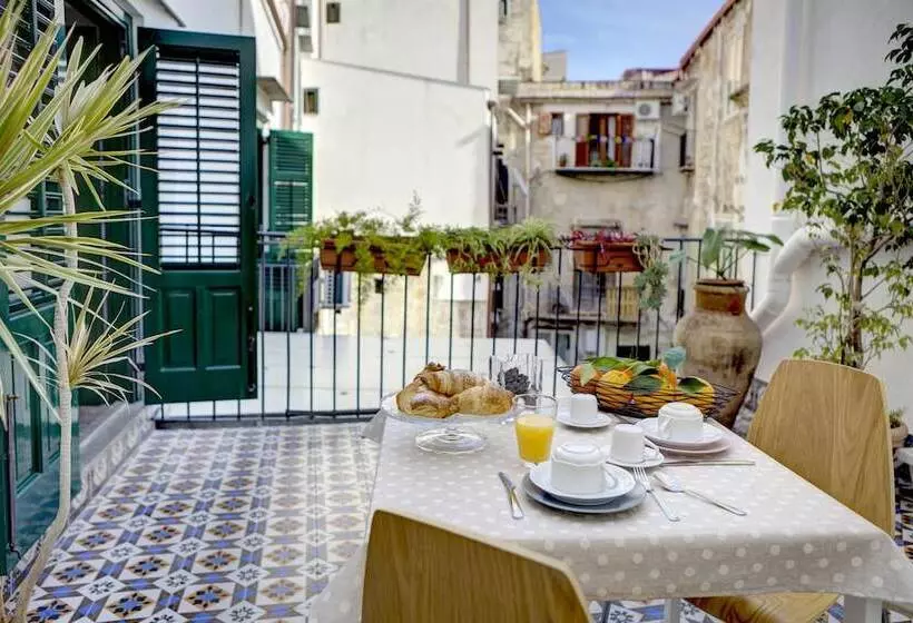 تختخواب و صبحانه Demetra Rooms