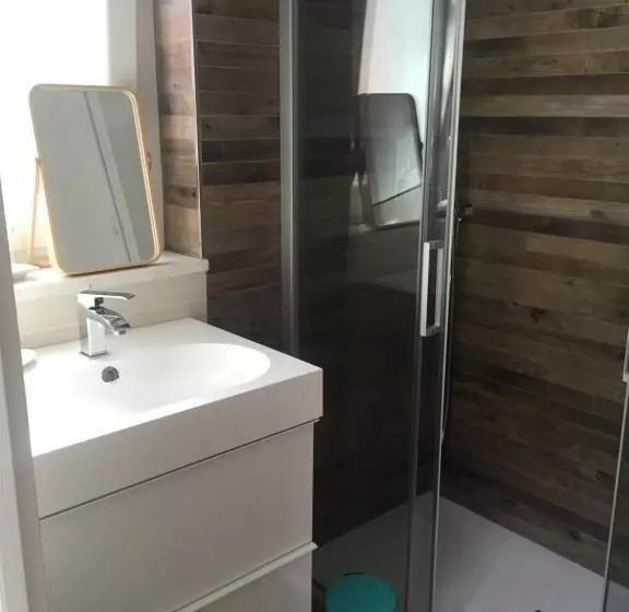 Aamiaismajoitus (B&B) Laris