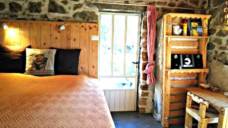 ベッドアンドブレックファースト Stazzu La Capretta Farm Camping & Guest Rooms
