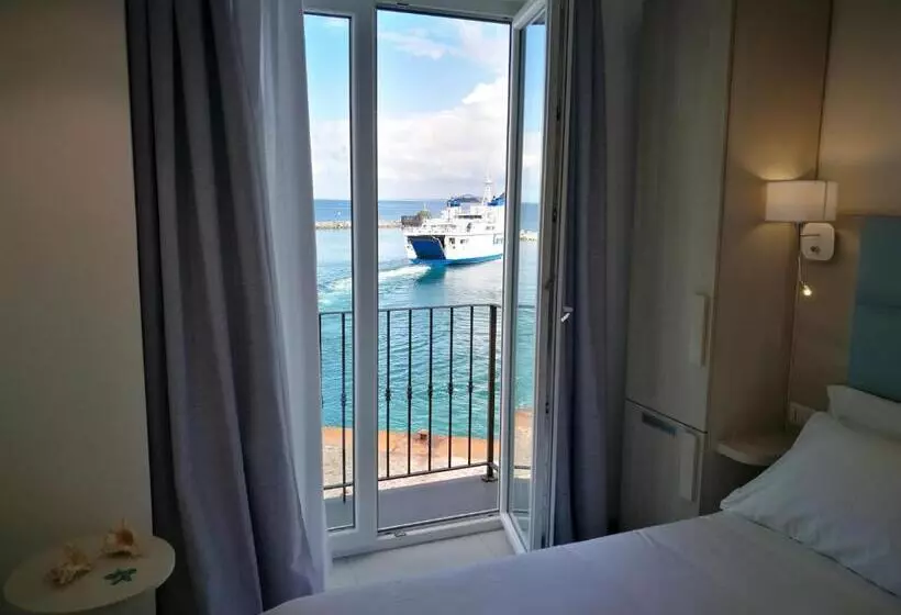 Aamiaismajoitus (B&B) Vento Di Mare