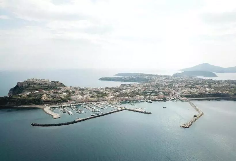 Aamiaismajoitus (B&B) Vento Di Mare