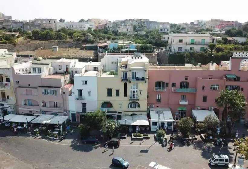 Aamiaismajoitus (B&B) Vento Di Mare