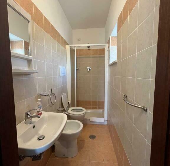 פנסיון Camere Rosignoli