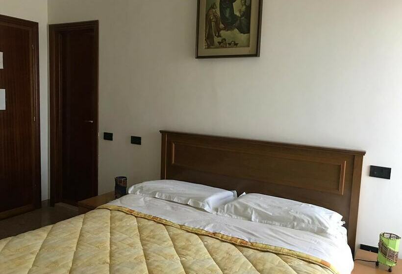 פנסיון Camere Rosignoli