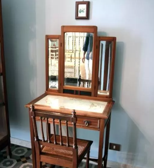 Aamiaismajoitus (B&B) Domus Cicerone