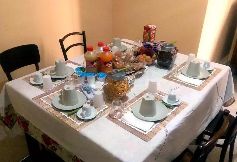 Aamiaismajoitus (B&B) Domus Cicerone