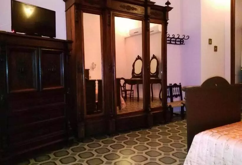 Aamiaismajoitus (B&B) Domus Cicerone