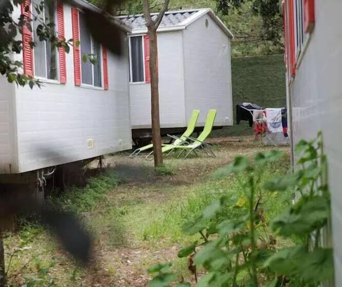 Hotelli Baia Calenella