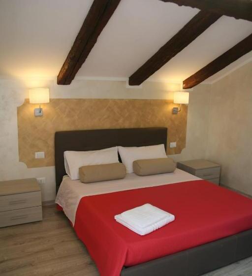 پانسیون Red Lion Guest House