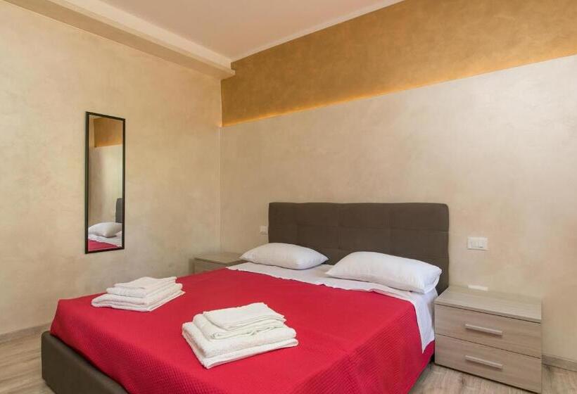 پانسیون Red Lion Guest House