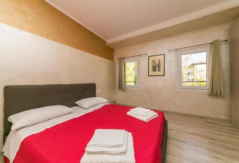 پانسیون Red Lion Guest House