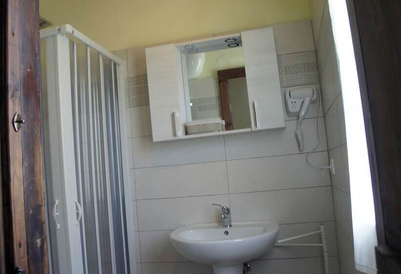 مبيت وإفطار Il Rifugio Pecorella   Pura Smartvegfarmhouse