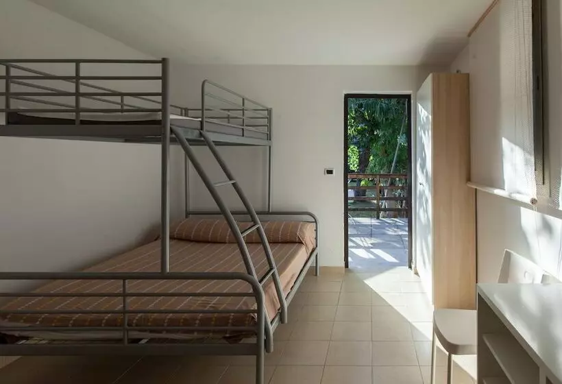 Hotelli Camping&residence Il Pioppeto