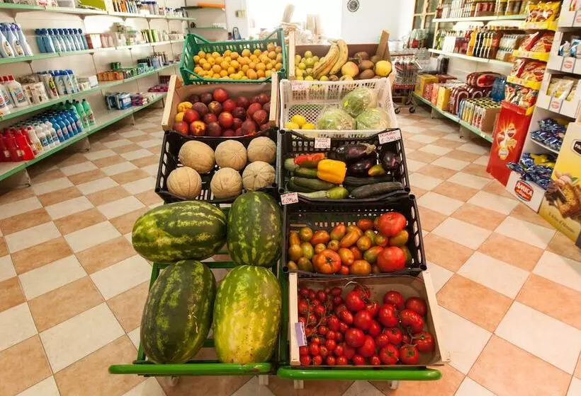 Hotelli Camping&residence Il Pioppeto