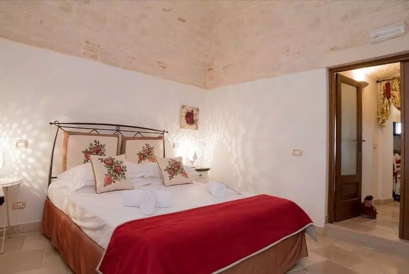 Hotelli Dimore Nel Tempo Widespread Homes & Trulli