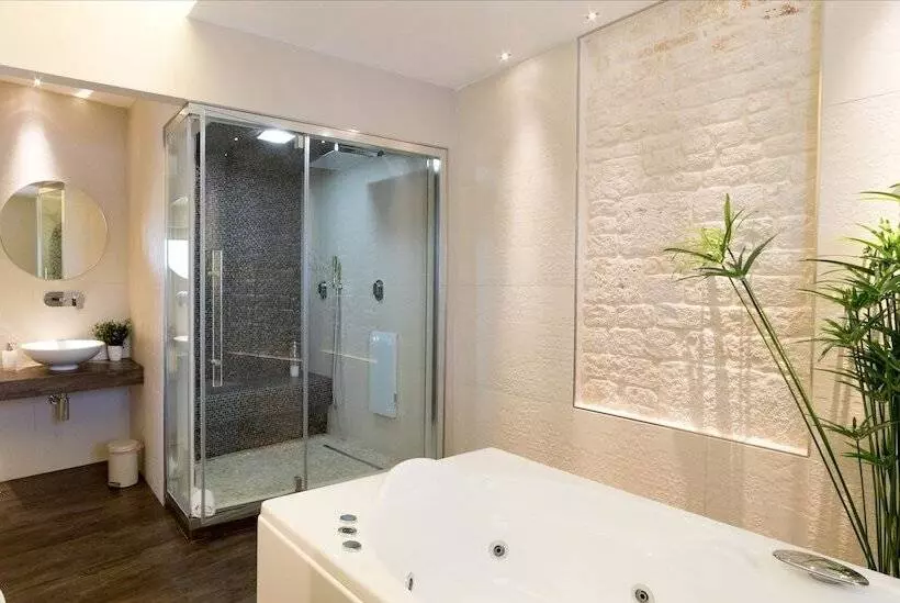 Hotelli Dimore Nel Tempo Widespread Homes & Trulli