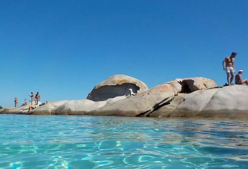 ホテル Scugnizza Smeralda