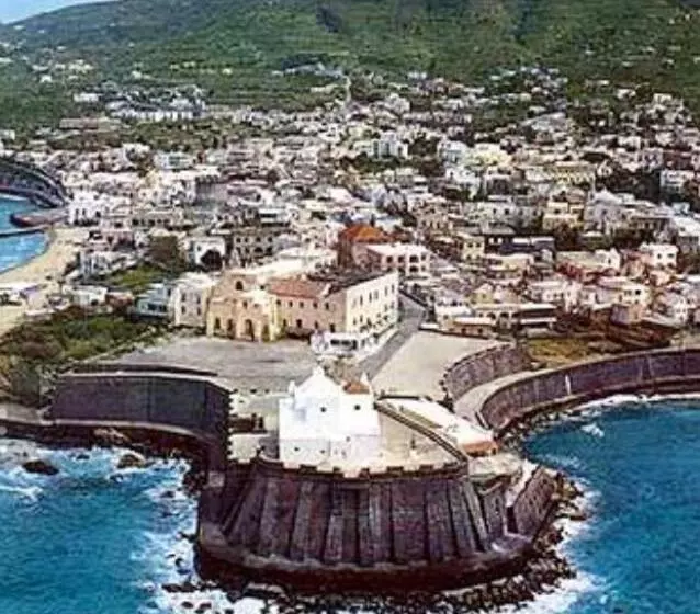 Majatalo Domus Linda B&b