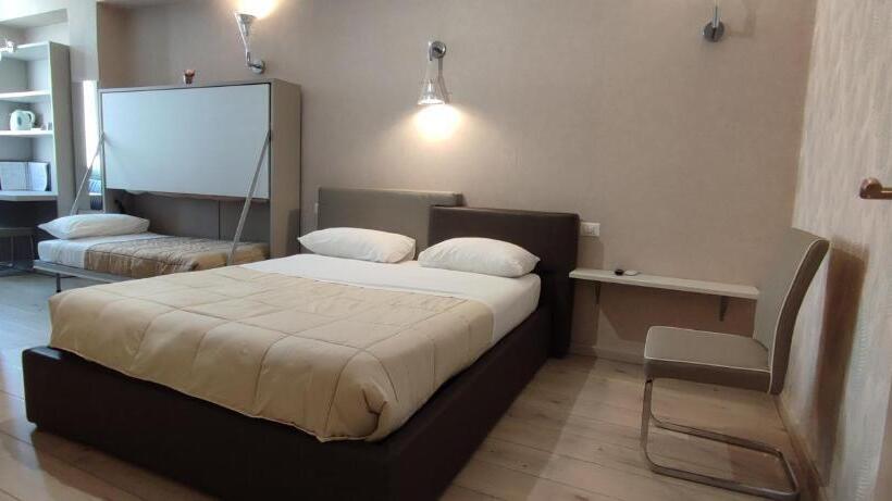 پانسیون Nitto House