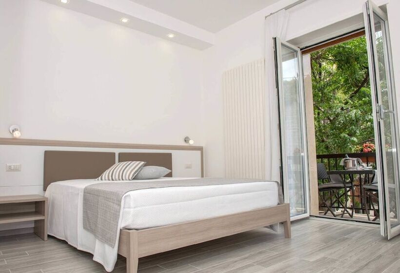 B&b A Un Passo Dal Mare