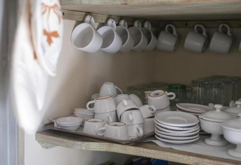 تختخواب و صبحانه Regina Di Ulivi