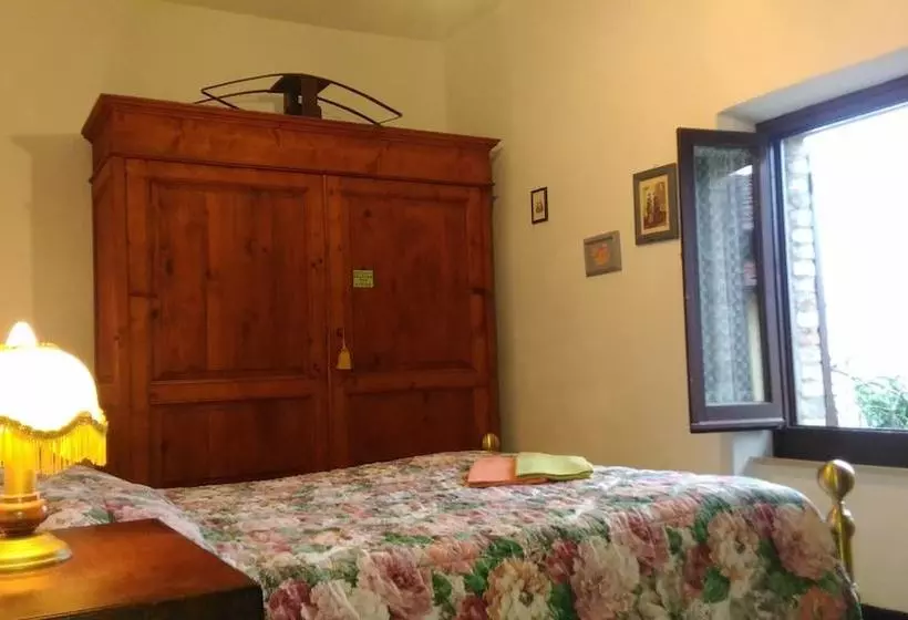 هتل روستایی Agriturismo Calcinaia Sul Lago