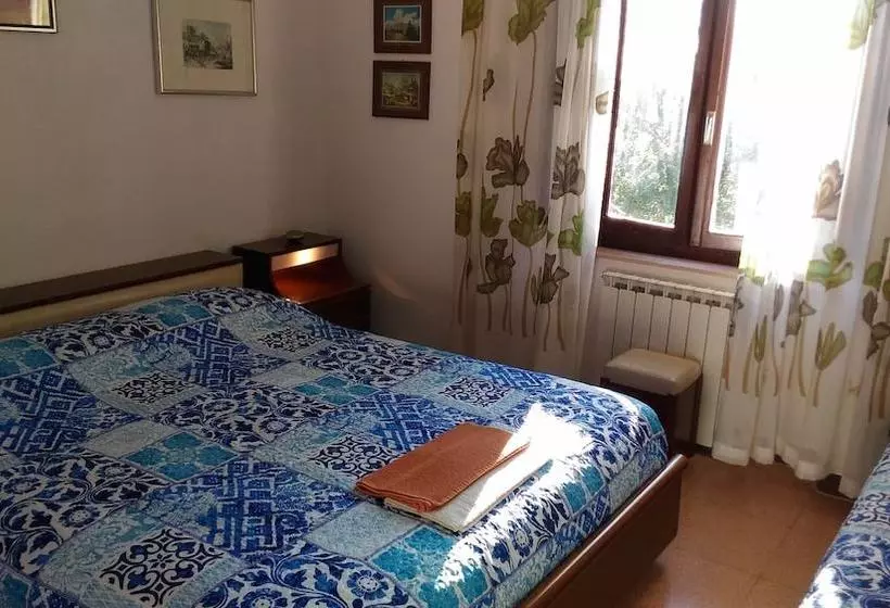 هتل روستایی Agriturismo Calcinaia Sul Lago