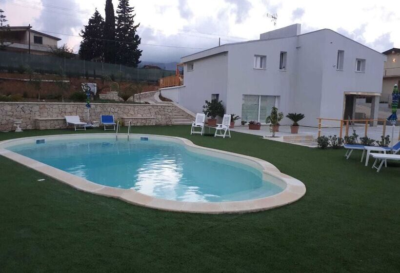 بنسيون Villa Verde