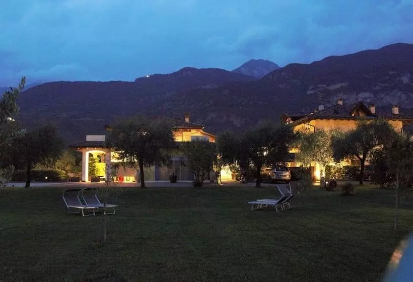 اقامتگاه Arcovacanze