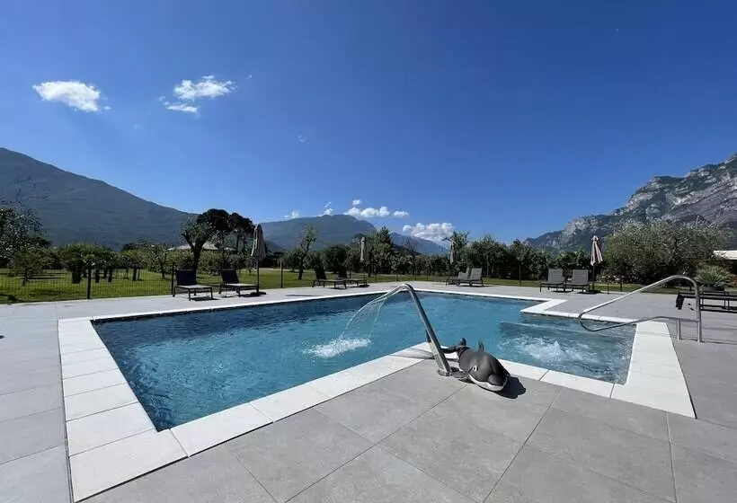 اقامتگاه Arcovacanze