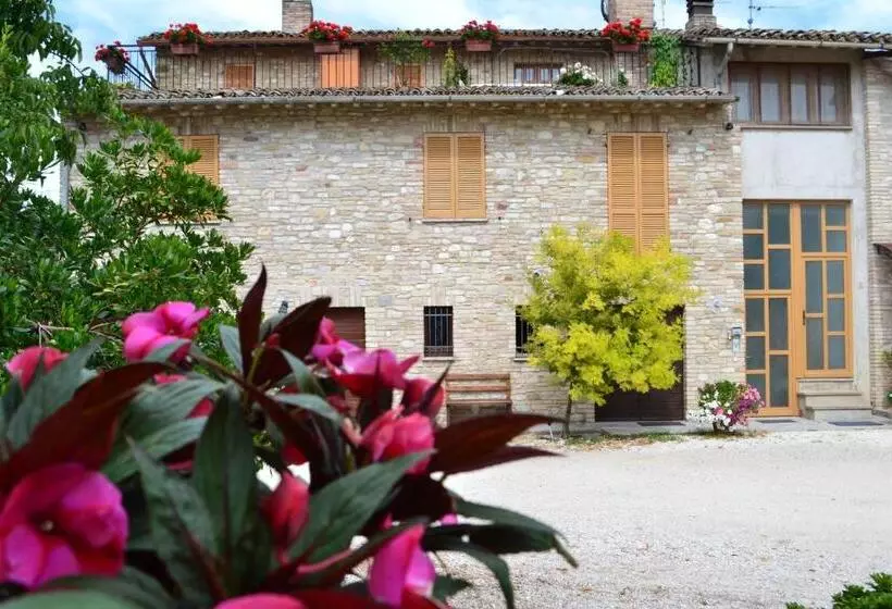 Aamiaismajoitus (B&B) Camere I Monelli