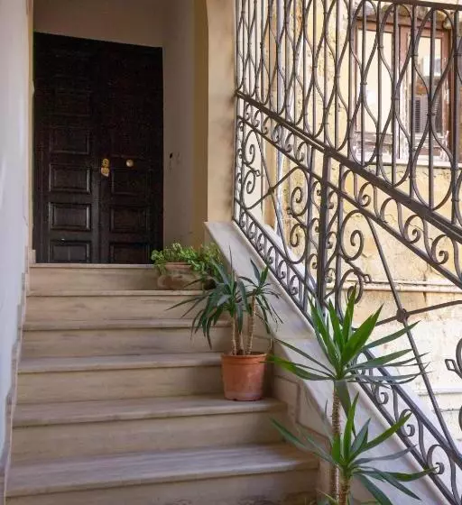 تختخواب و صبحانه Le Terrazze Di Pirandello