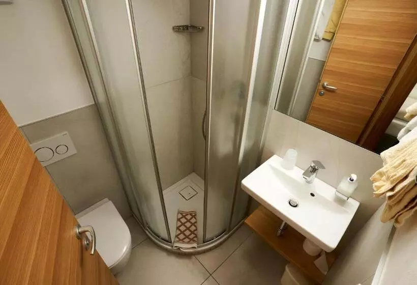 Aamiaismajoitus (B&B) Pension Sunnhofer