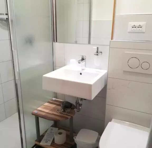 Aamiaismajoitus (B&B) Pension Sunnhofer