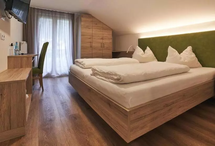 Aamiaismajoitus (B&B) Pension Sunnhofer