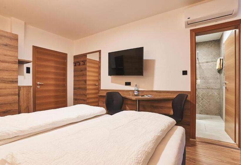 住宿加早餐  Pension Sunnhofer