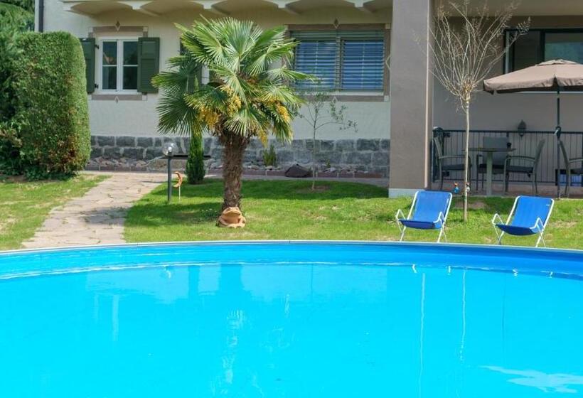 住宿加早餐  Pension Sunnhofer