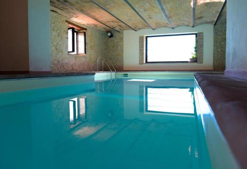 교외 호텔 La Fortezza Alta