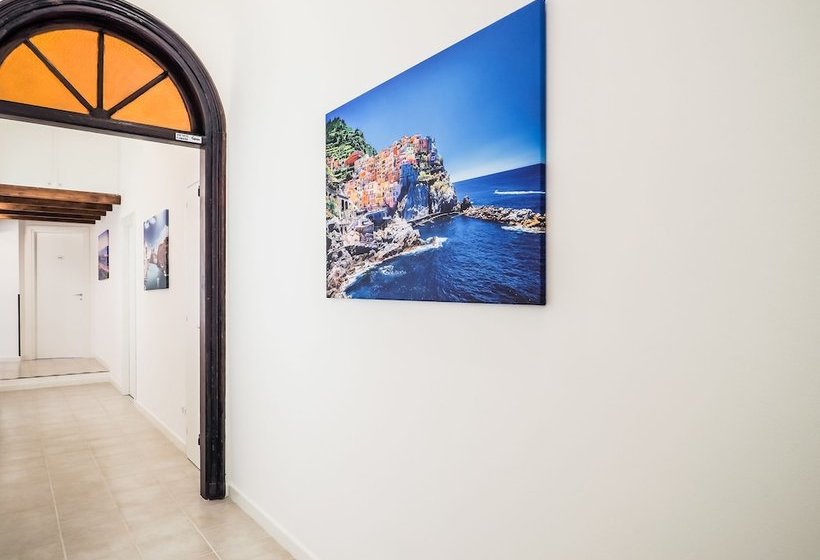 پانسیون L Opera Rooms & Suite