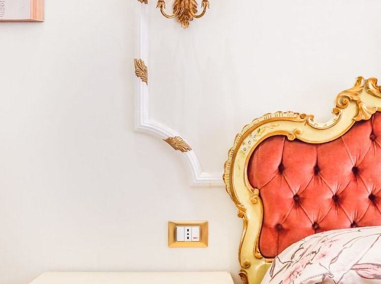 پانسیون L Opera Rooms & Suite