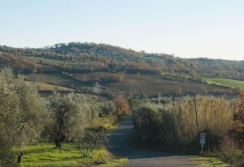 פנסיון Le Casette Country House 2