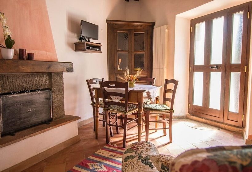 פנסיון Le Casette Country House 2