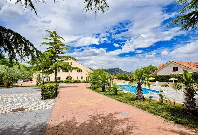 ペンション Villa Belvedere Lago Pergusa